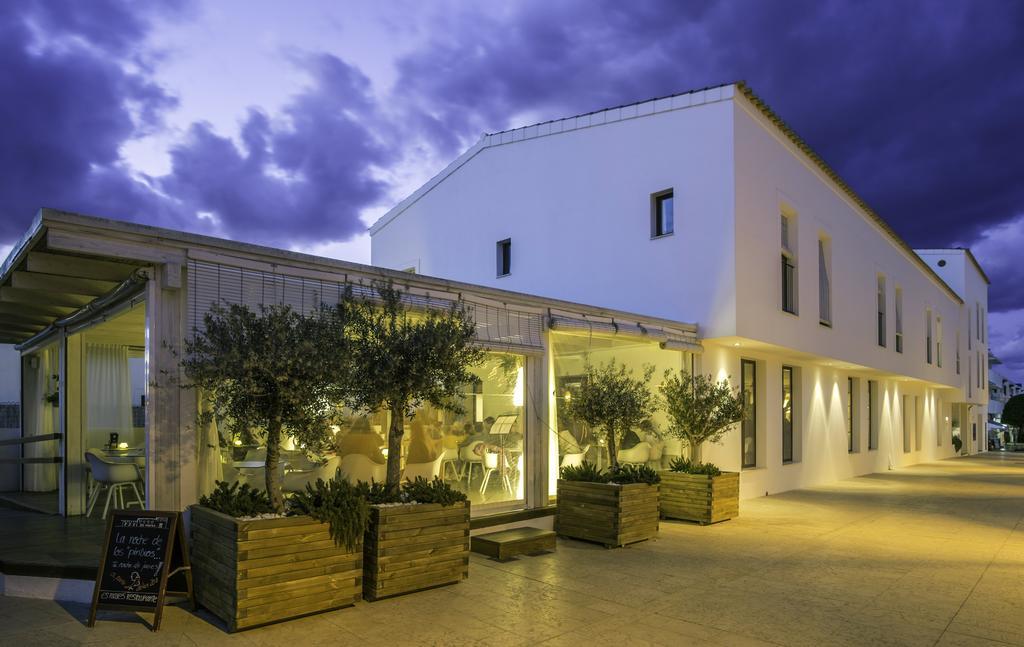Hotel Es Mares San Francisco Javier Экстерьер фото